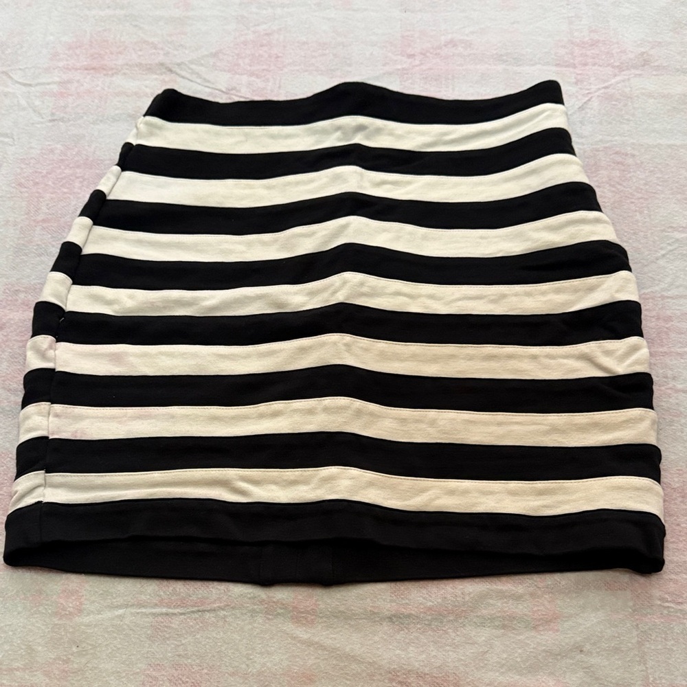 Express Striped Mini Skirt in Black and Cream